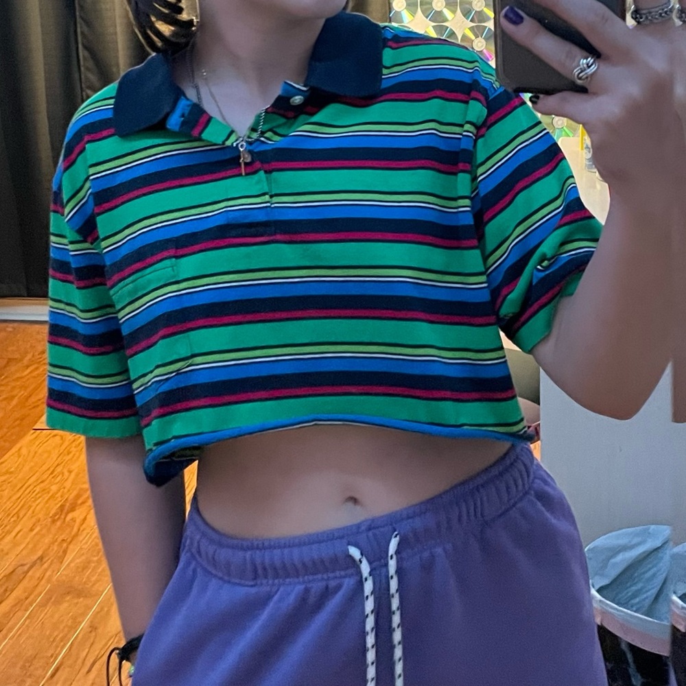 COLORFUL SELF-CROPPED POLO SHIRT